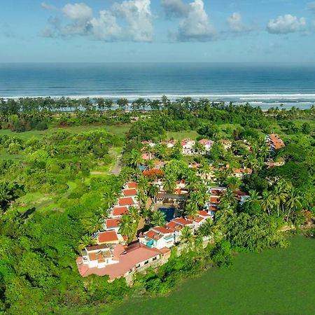 Country Inn Goa Varca Beach - 2 Minutes Walk To The Beach Extérieur photo
