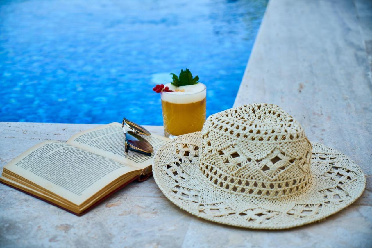 Country Inn Goa Varca Beach - 2 Minutes Walk To The Beach Extérieur photo