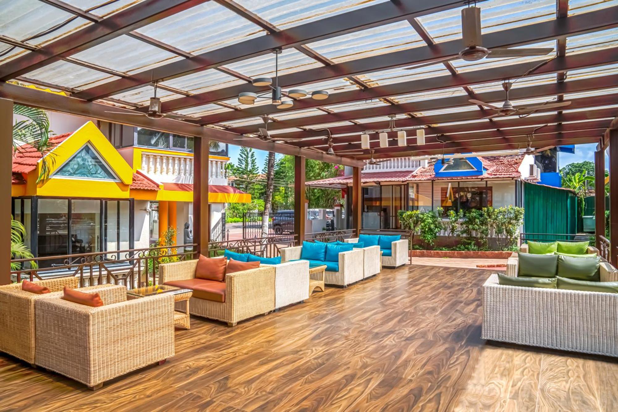 Country Inn Goa Varca Beach - 2 Minutes Walk To The Beach Extérieur photo