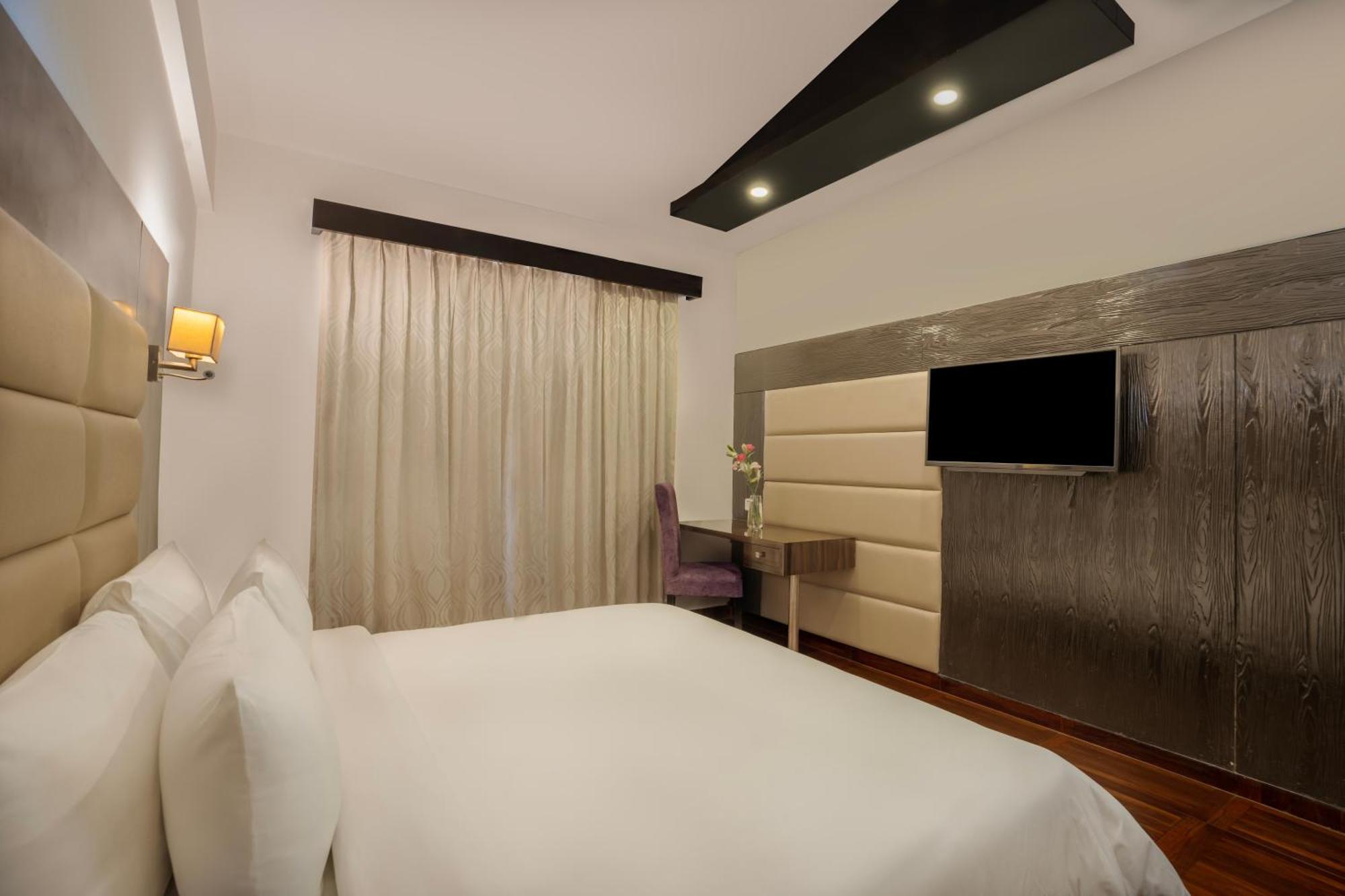 Country Inn Goa Varca Beach - 2 Minutes Walk To The Beach Extérieur photo